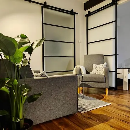 Apartmán Loft W Starej Wozowni Krynica-Zdrój Exteriér fotografie