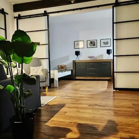 Apartmán Loft W Starej Wozowni Krynica-Zdrój Exteriér fotografie