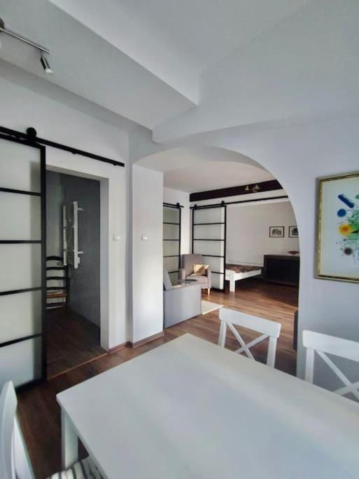 Loft W Starej Wozowni *